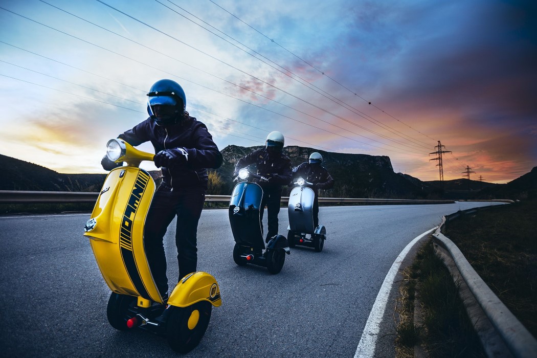 踏板摩托车与电动平衡车的混合产品Z-scooter