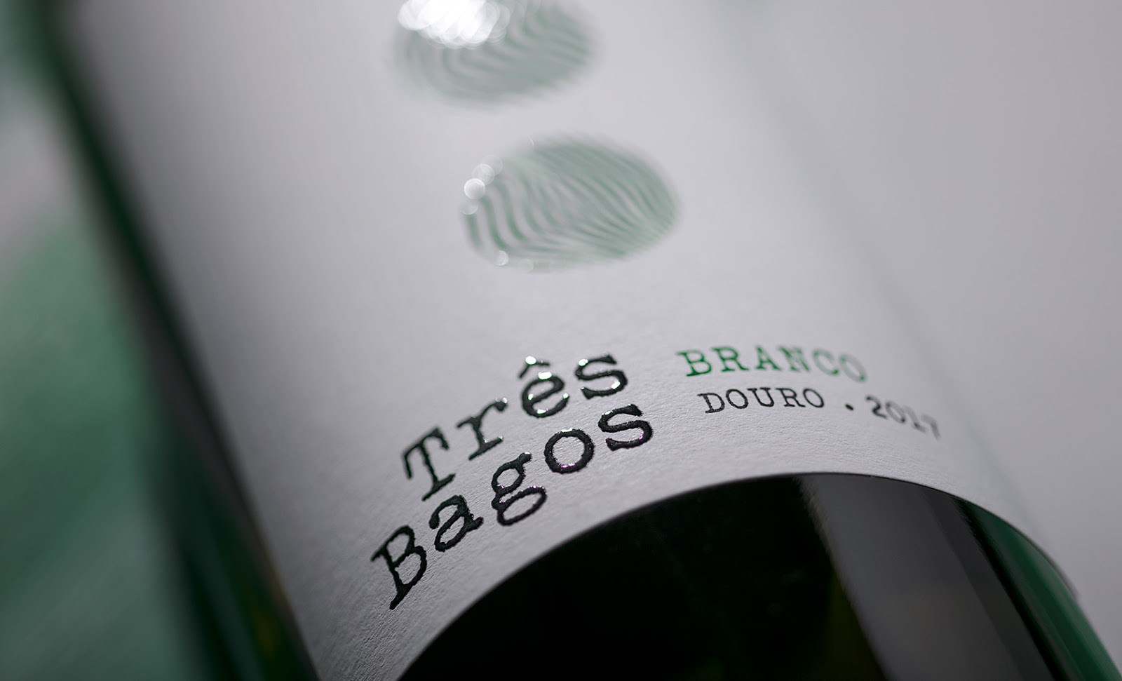 Três Bagos葡萄酒包装设计