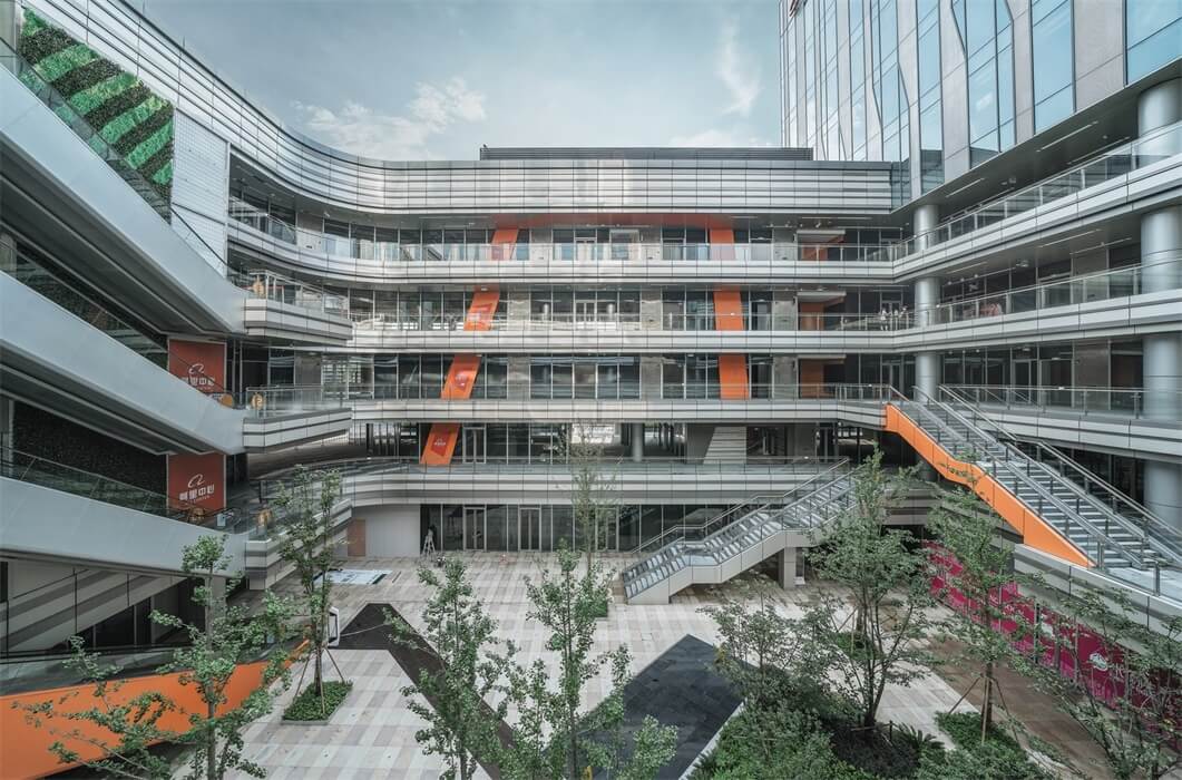 开敞自然的城市空间：上海虹桥阿里中心设计