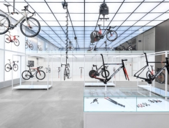 高端前衛的自行車展廳設計