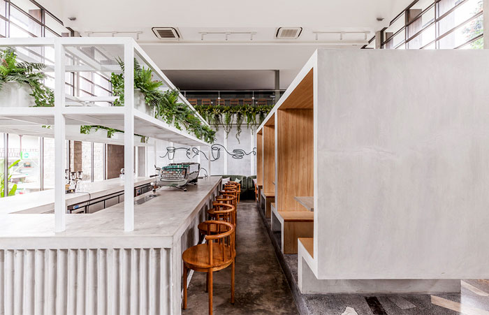 热带雨林融入室内设计：巴厘岛Full Circle咖啡馆设计