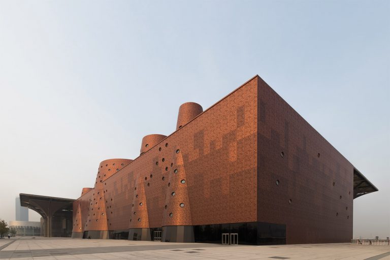 伯纳德·屈米建筑事务所:天津滨海文化中心探索馆