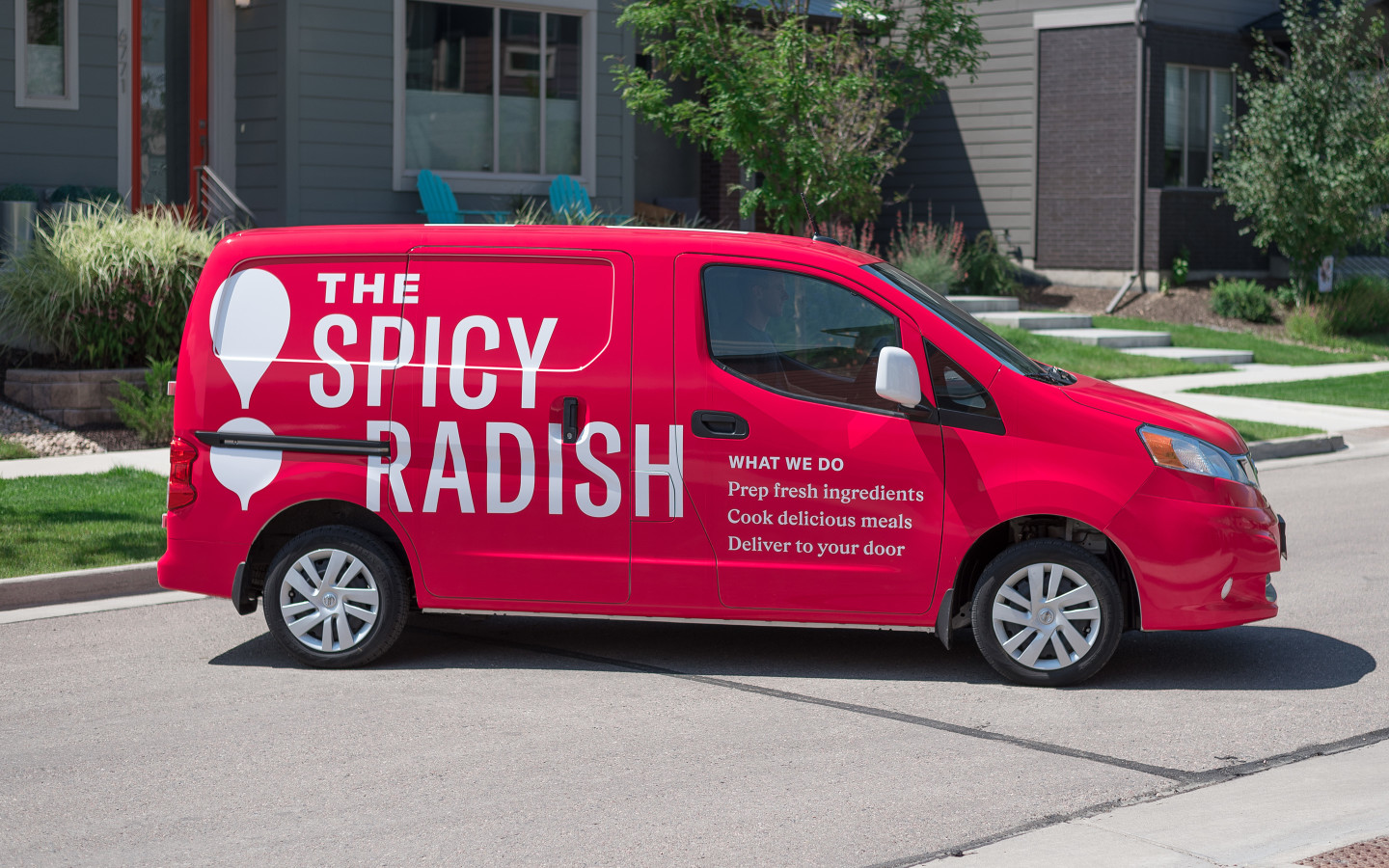 餐饮外卖服务公司Spicy Radish的新标志