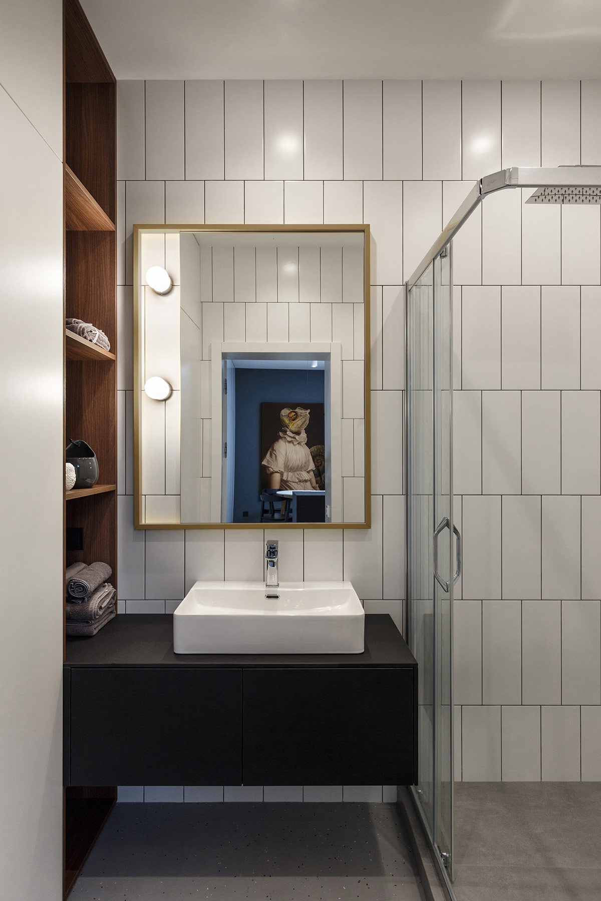 vertical-bathroom-tiles-600x900.jpg