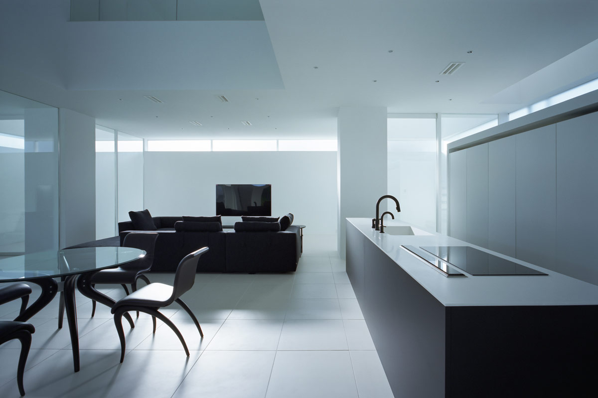 monochrome-interior-decor-600x400.jpg