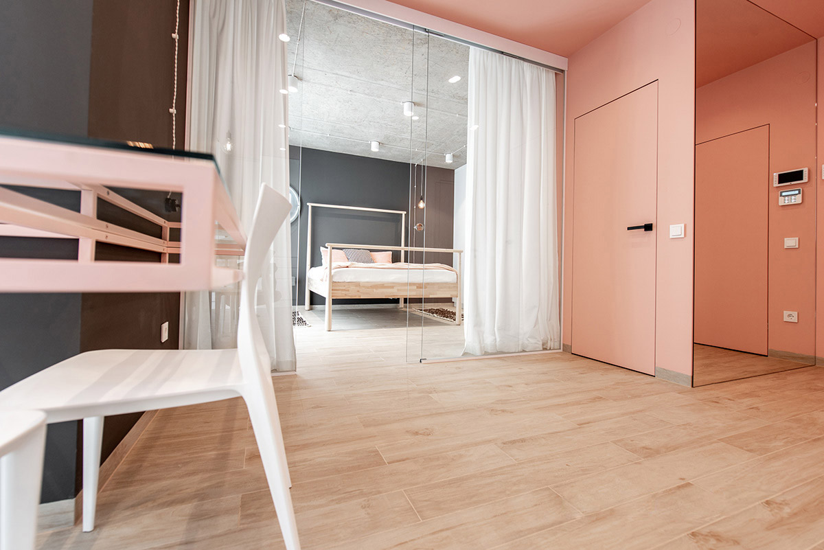 柔和舒缓！粉红+灰配色的家居设计