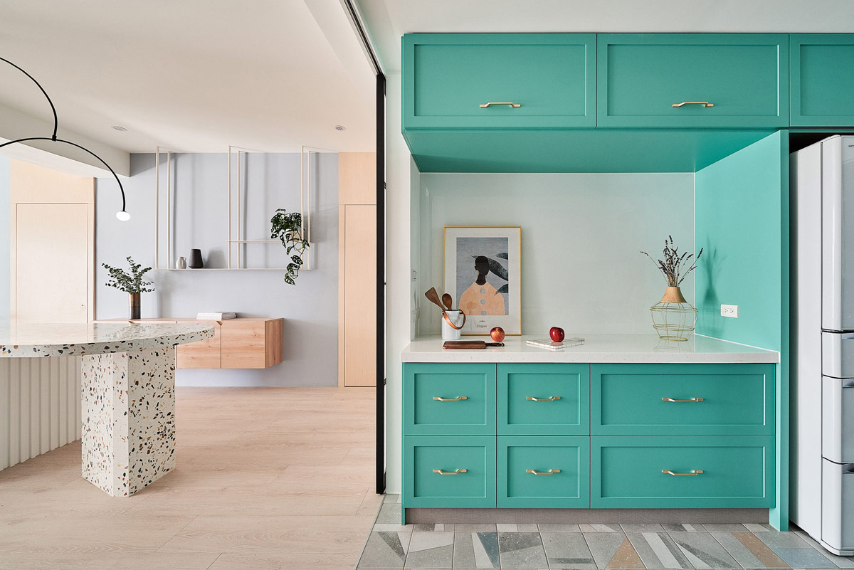 turquoise-kitchen-units-600x401.jpg