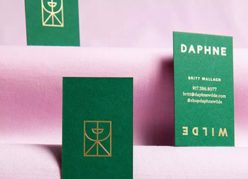 服飾品牌Daphne Wilde視覺形象設計