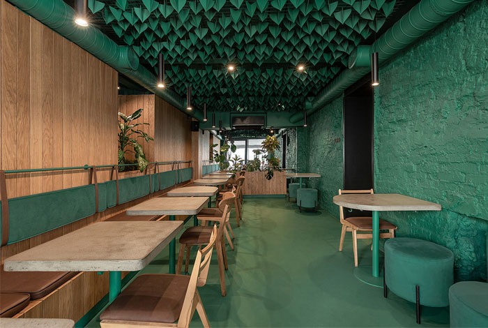 自然的绿色和温暖的活力!Sharikava咖啡馆空间设计