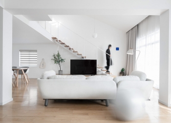 極簡主義風格的純白住宅空間設計