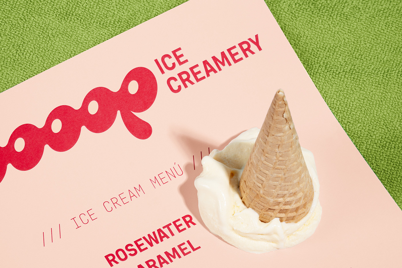 OOP冰淇淋店品牌形象设计