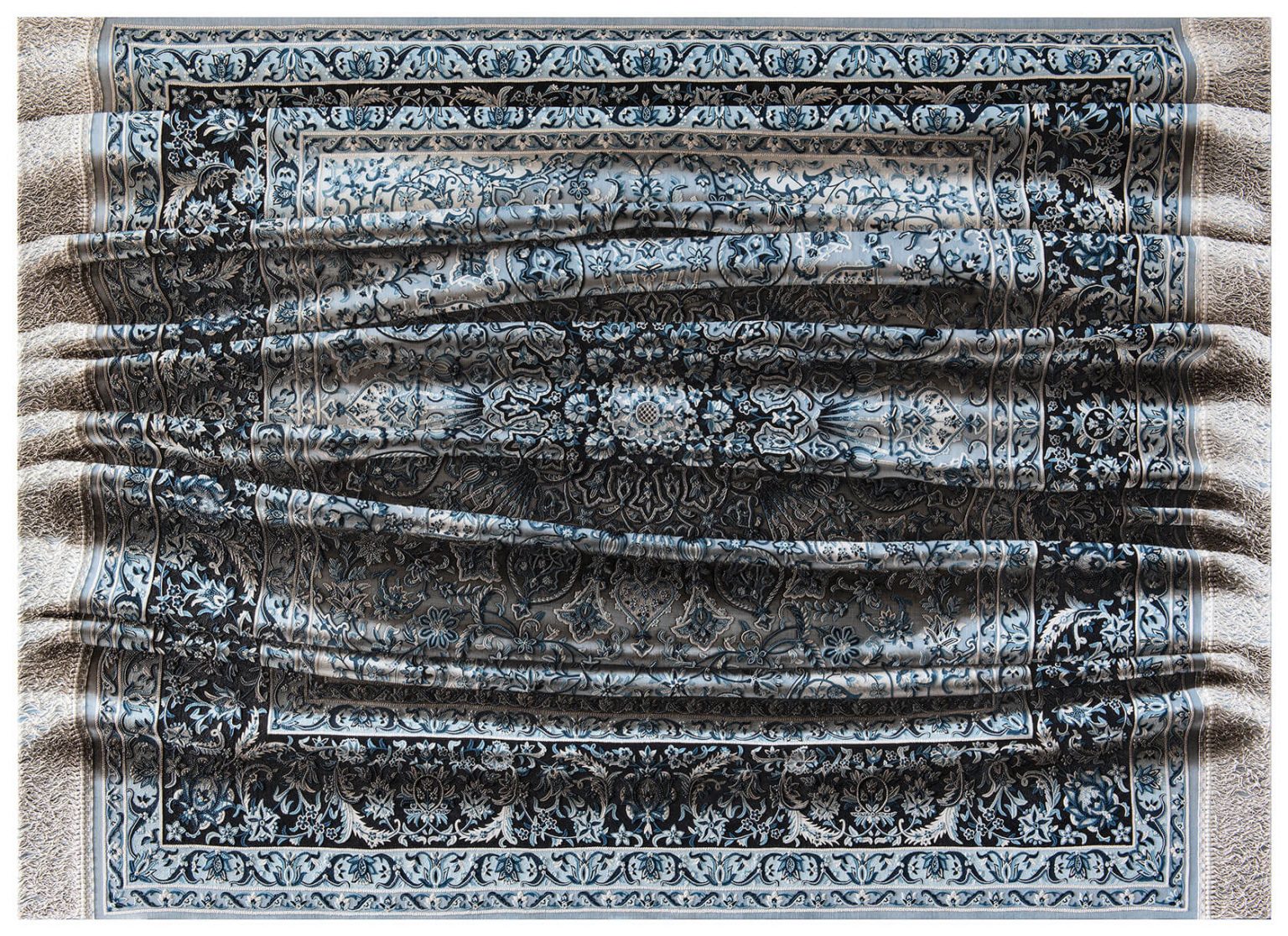 Antonio Santin超写实的逼真画作：地毯