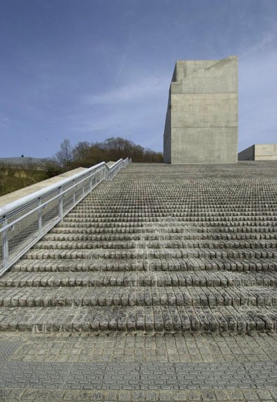 日本建筑大师安藤忠雄作品欣赏