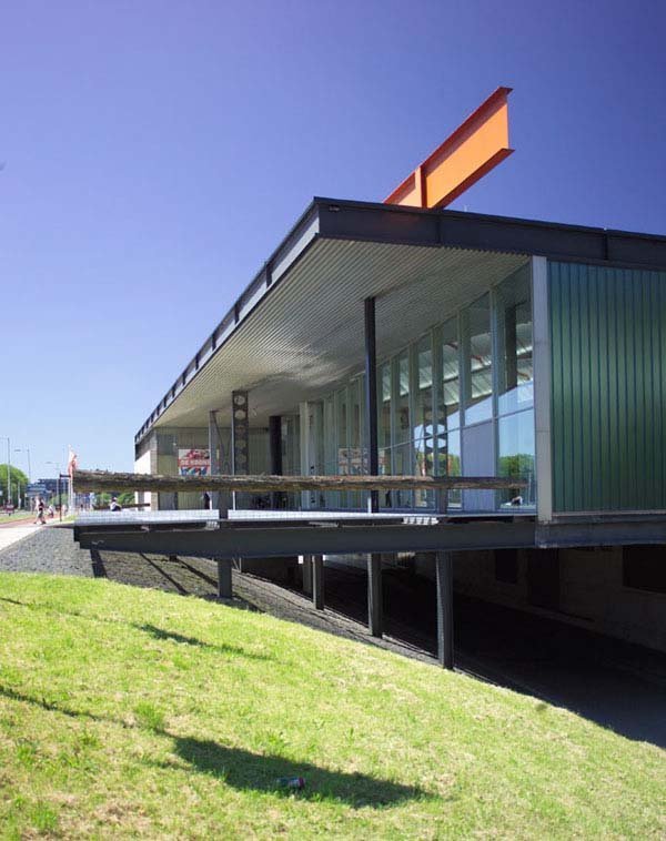 荷兰建筑大师雷姆·库哈斯(Rem Koolhaas)