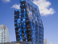 BernardTschumi作品:藍玻璃大廈