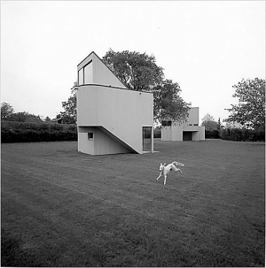 “现代主义”建筑大师查尔斯·格瓦德梅在美国去世
