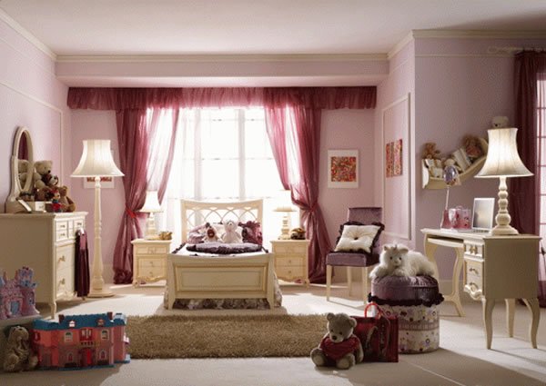 欧洲风：女孩卧室设计欣赏
