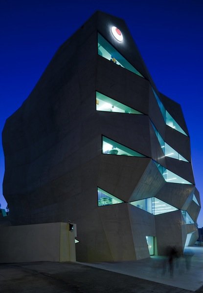 不规则建筑艺术: 沃达丰葡萄牙总部