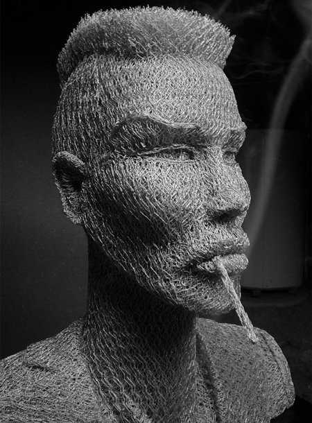 艺术家Ivan Lovatt铁线网3D名人肖像雕塑