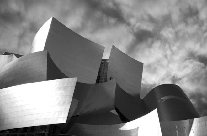 迷人的几何形状：Eugene Soloviev镜头下的洛杉矶