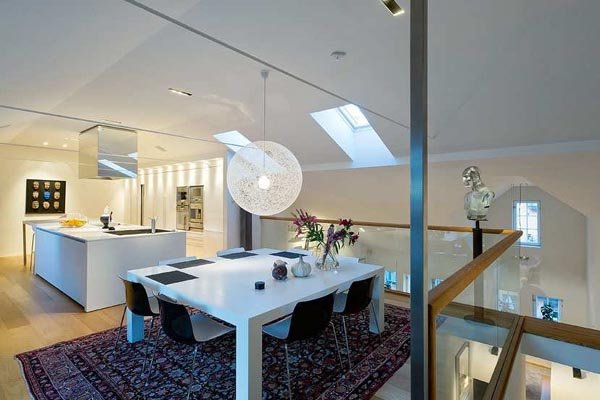 斯德哥尔摩一套复式公寓室内设计