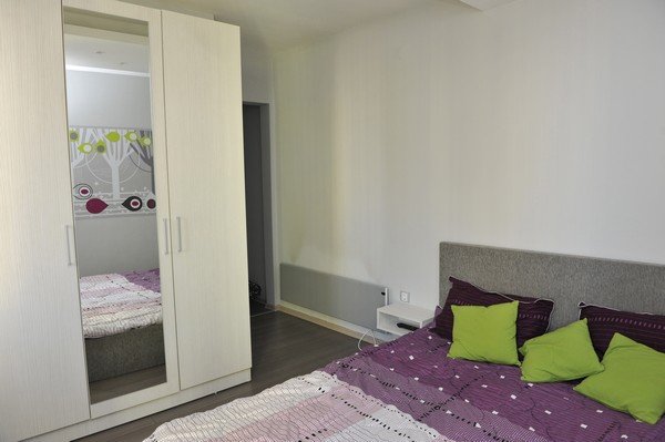 保加利亚简约的小公寓设计