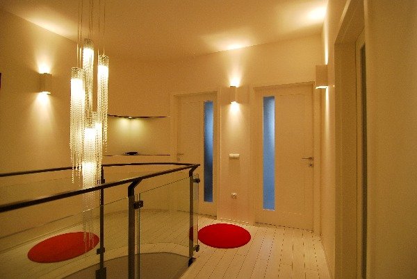 匈牙利一套130平米现代时尚风格公寓设计