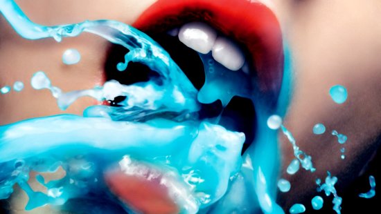人物摄影：彩色的液体喷溅