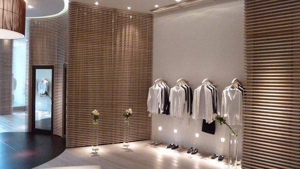 服装品牌100% Capri迈阿密店铺设计