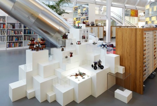 玩具无处不在：丹麦LEGO(乐高)办公室设计
