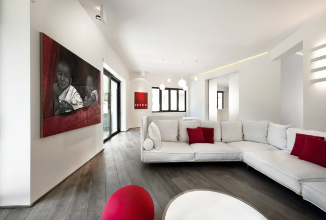 红白搭配的罗马Celio公寓设计
