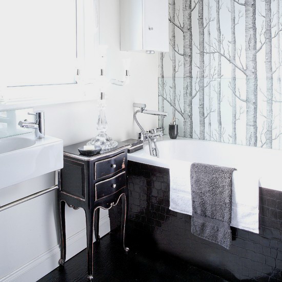 黑白色调浴室设计欣赏