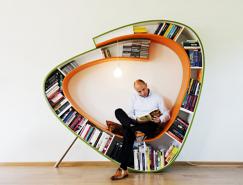 創意多功能的Bookworm書架
