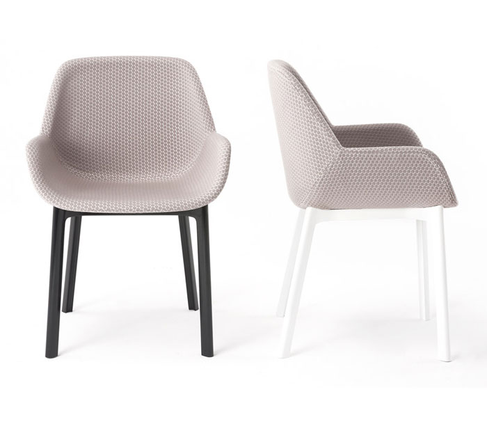 西班牙设计师Patricia Urquiola：Clap Armchair扶手椅