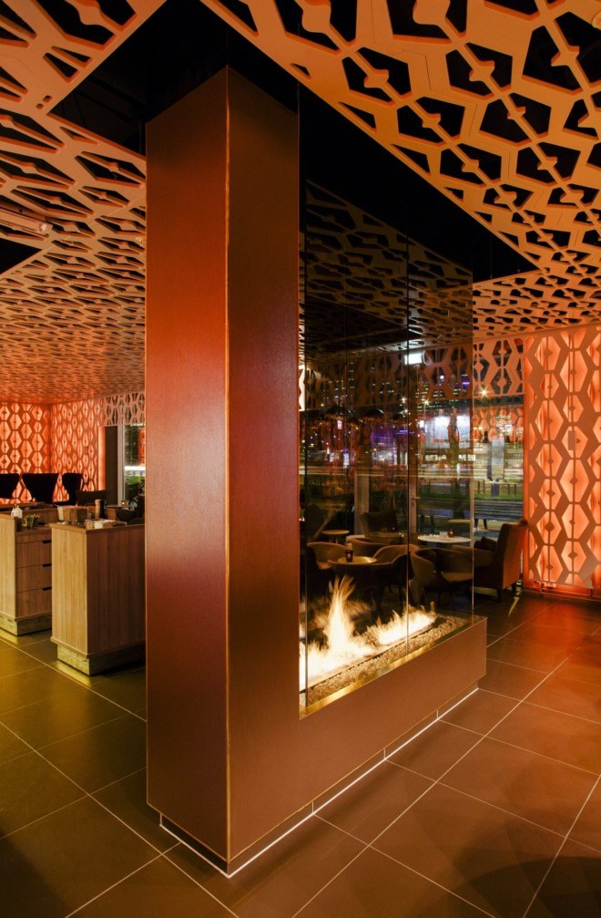 荷兰阿姆斯特丹Weekend酒吧空间设计