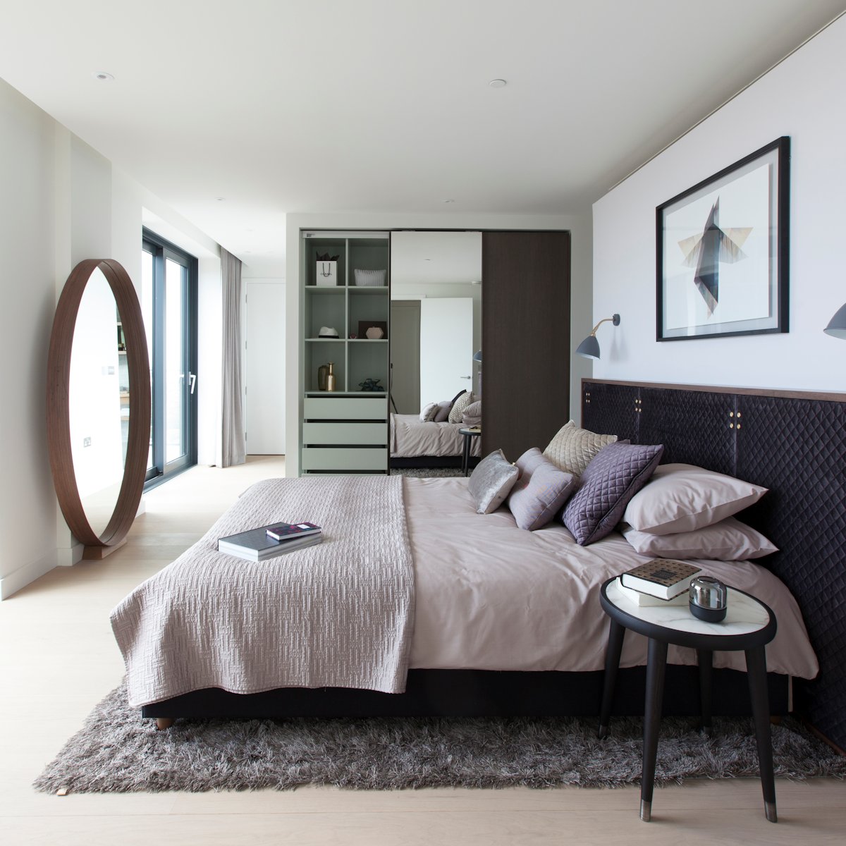 伦敦现代简洁风格复式公寓设计