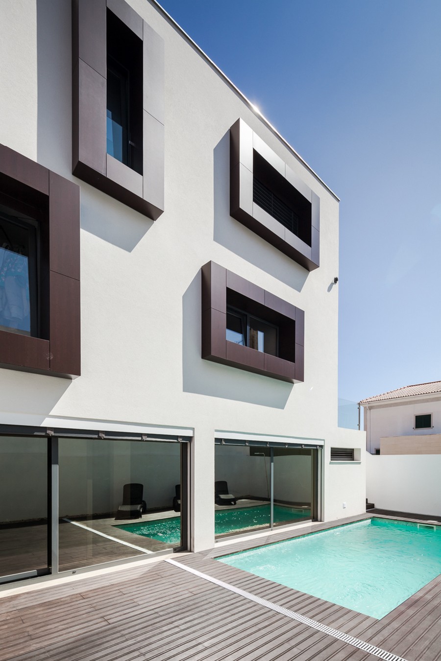 葡萄牙极简风格装修的ML别墅设计