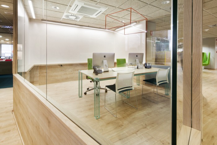 Wink马德里办公室空间设计