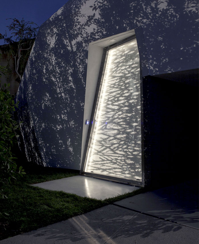 背山面海的马里布Montee Karp阳光住宅设计