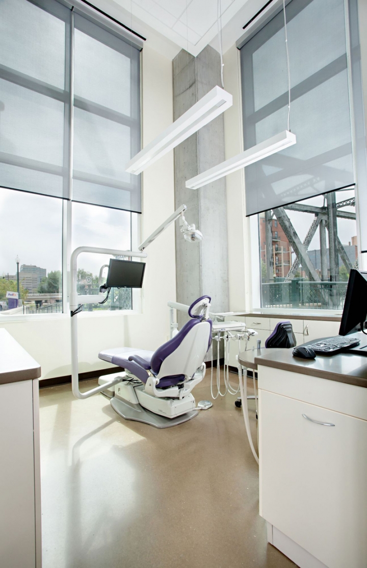 国外牙科诊所创意空间设计