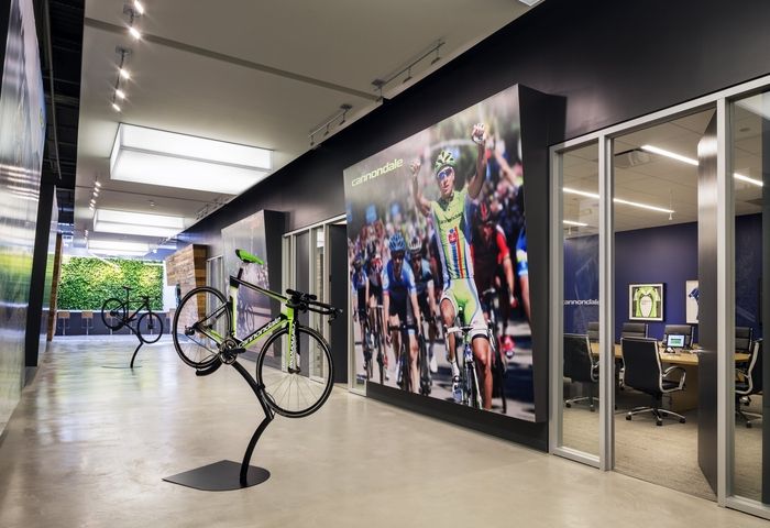 自行车品牌Dorel Sports办公室设计