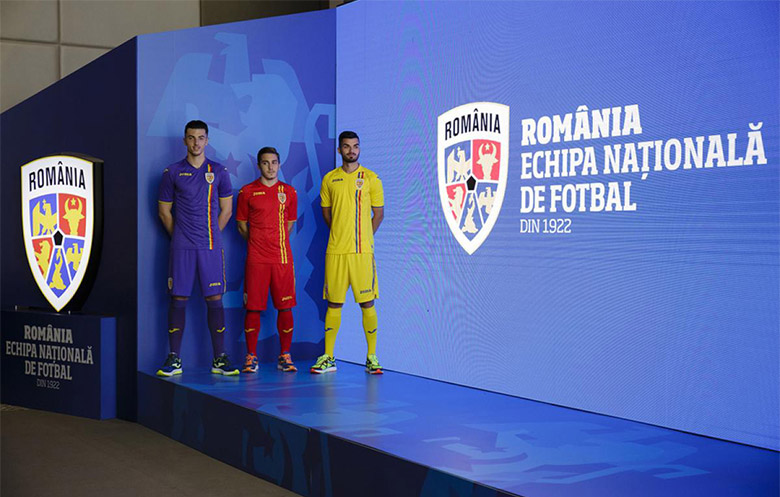 罗马尼亚国家足球队启用新队徽，盾牌造型更加现代
