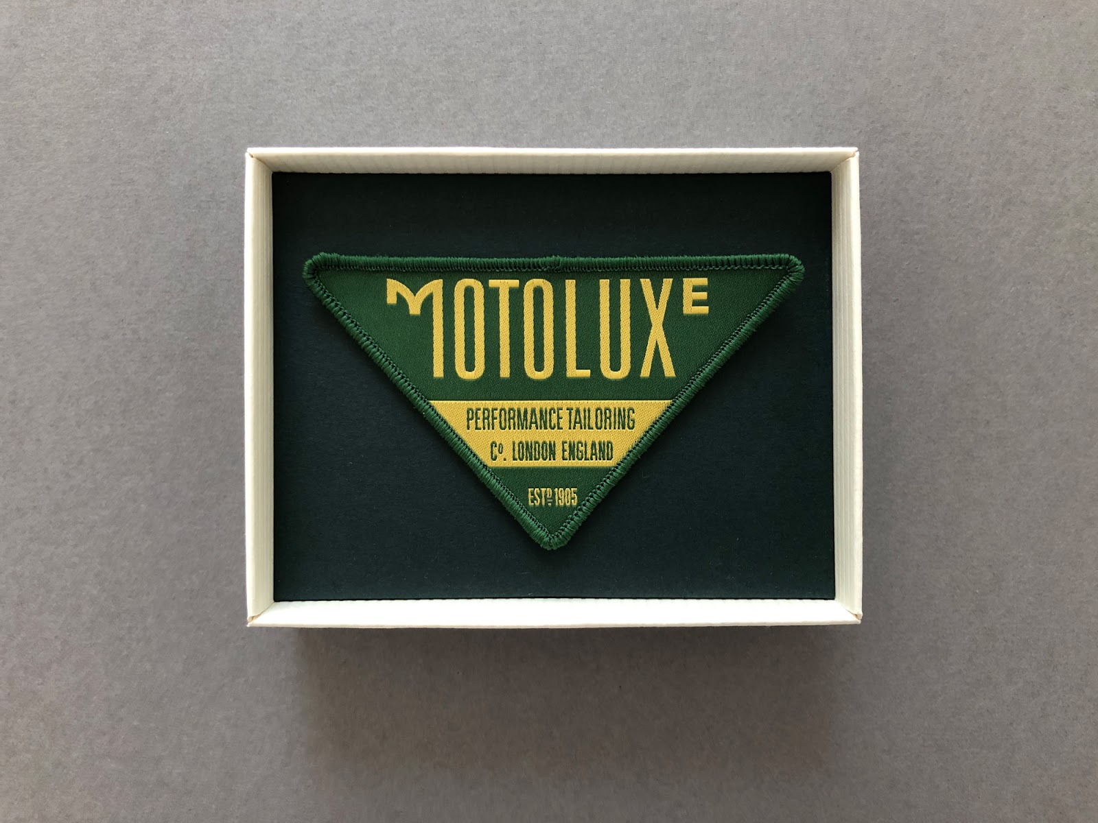 服饰品牌Motoluxe视觉形象设计