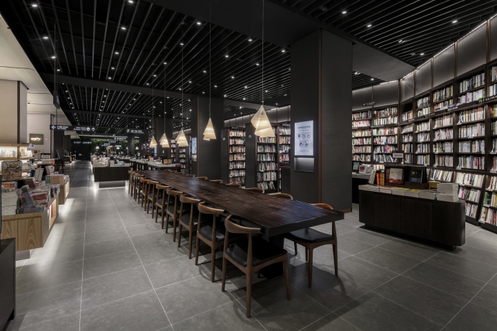 韩国Kyobo书店空间设计