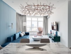 藍和粉紅的搭配：2套大膽而輕盈的室內裝修設計