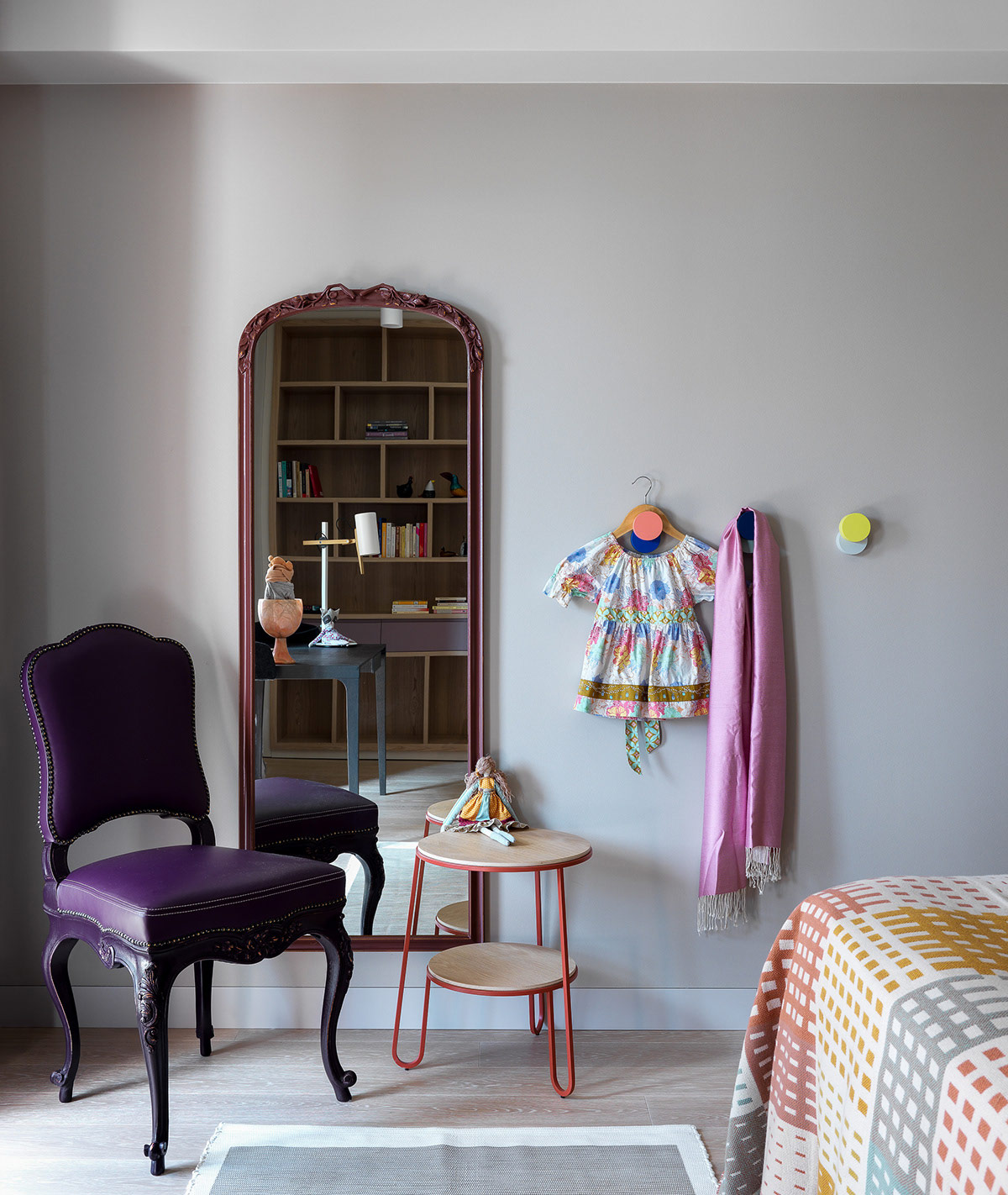 鲜艳的色调 清新的自然风格:巴塞罗那彩虹色家居设计