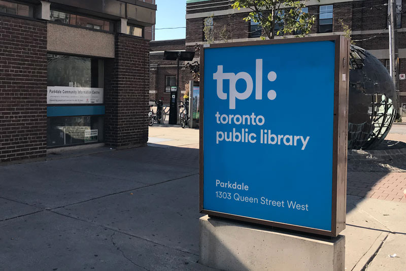 多伦多公共图书馆（Toronto Public Library）启用新标志