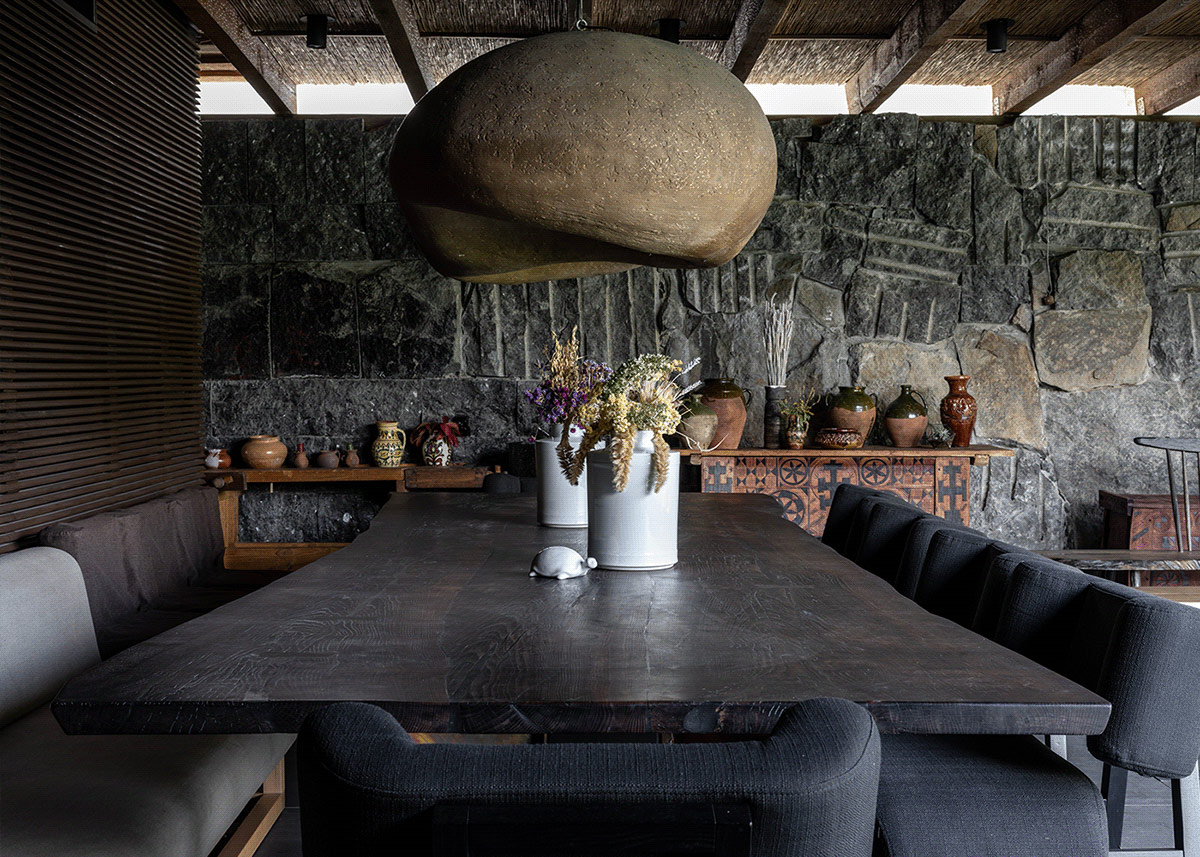 rustic-dining-room.jpg