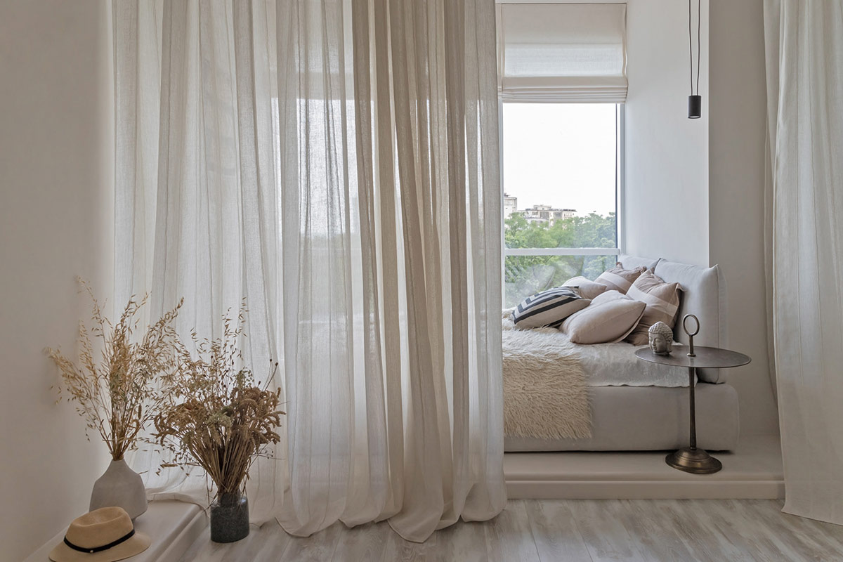 white-curtains.jpg