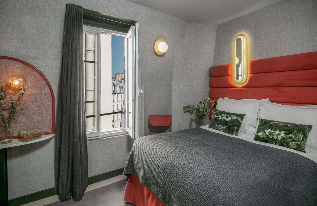 复古的浪漫风情 巴黎La Planque Hotel酒店